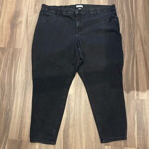 EUC Ava & Vic black Denim pants